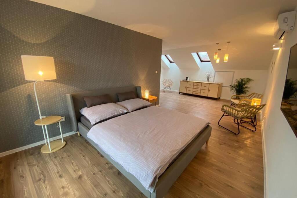 Apartman Pod Vezou 1 Banská Bystrica Buitenkant foto